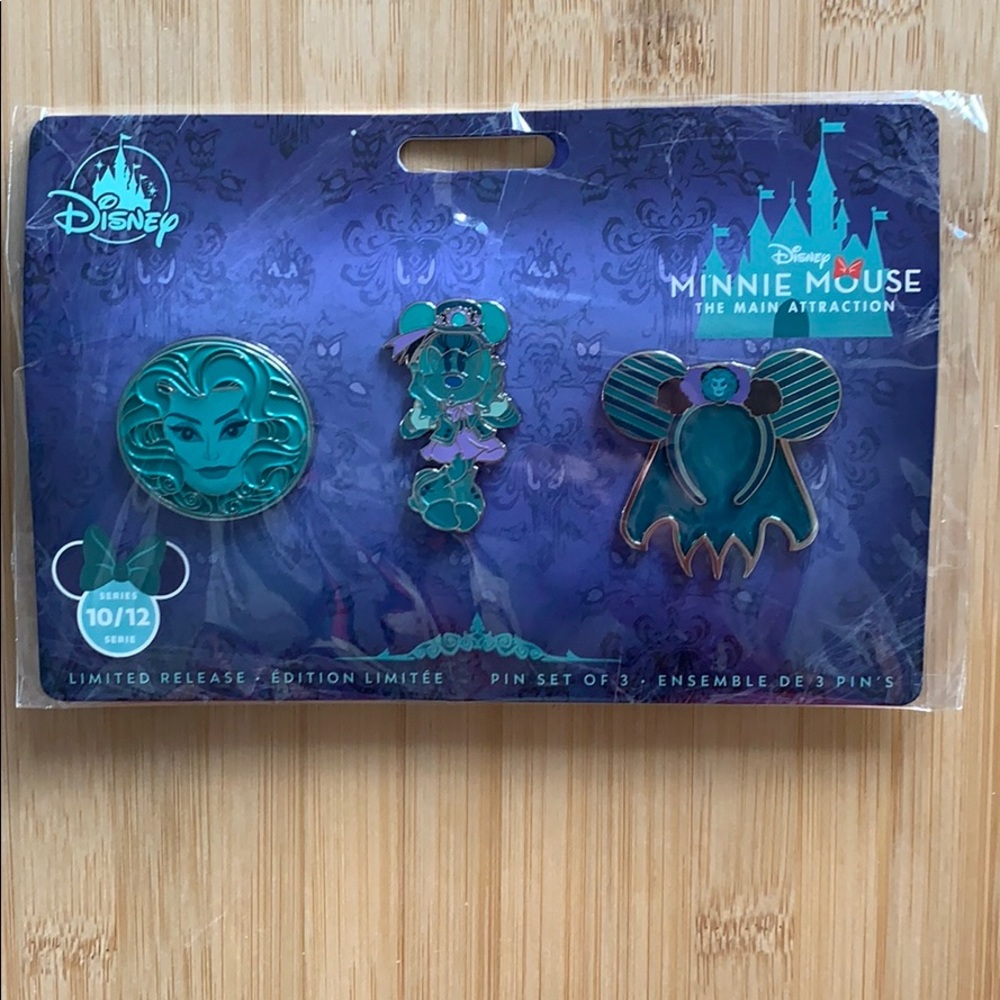 Minnie Mouse Main Attraction Haunted Mansion Pins